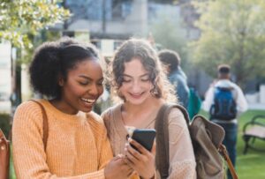 El poder de las reseñas online para atraer nuevos estudiantes