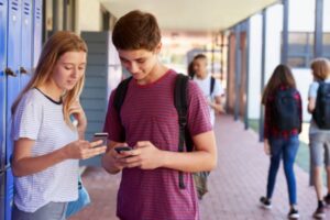 Claves para mantener activas las redes sociales de tu institución todo el año
