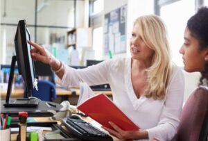 Cómo mejorar la experiencia del alumno desde el primer contacto hasta la matrícula