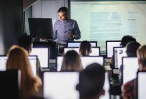 El futuro de la educación híbrida y cómo promocionarla